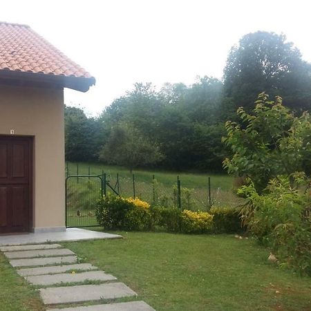 Apartamentos La Senda San Juan de Parres Dış mekan fotoğraf