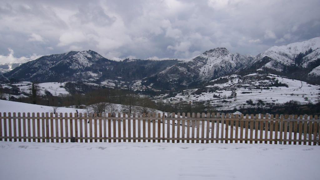 Apartamentos La Senda San Juan de Parres Dış mekan fotoğraf