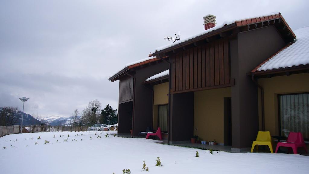Apartamentos La Senda San Juan de Parres Dış mekan fotoğraf