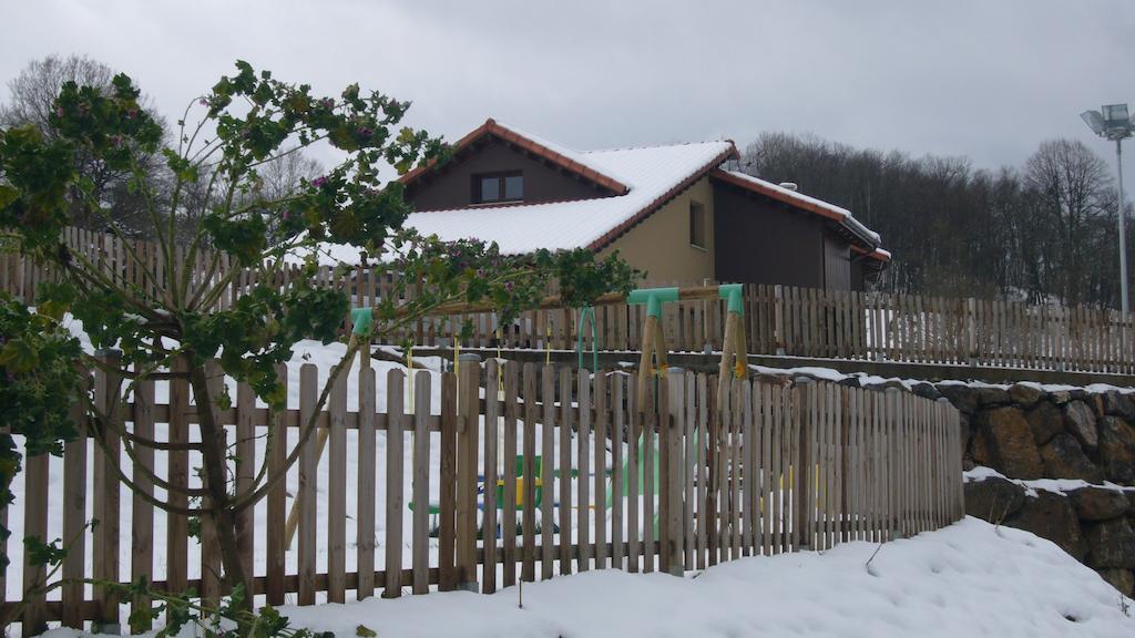 Apartamentos La Senda San Juan de Parres Dış mekan fotoğraf