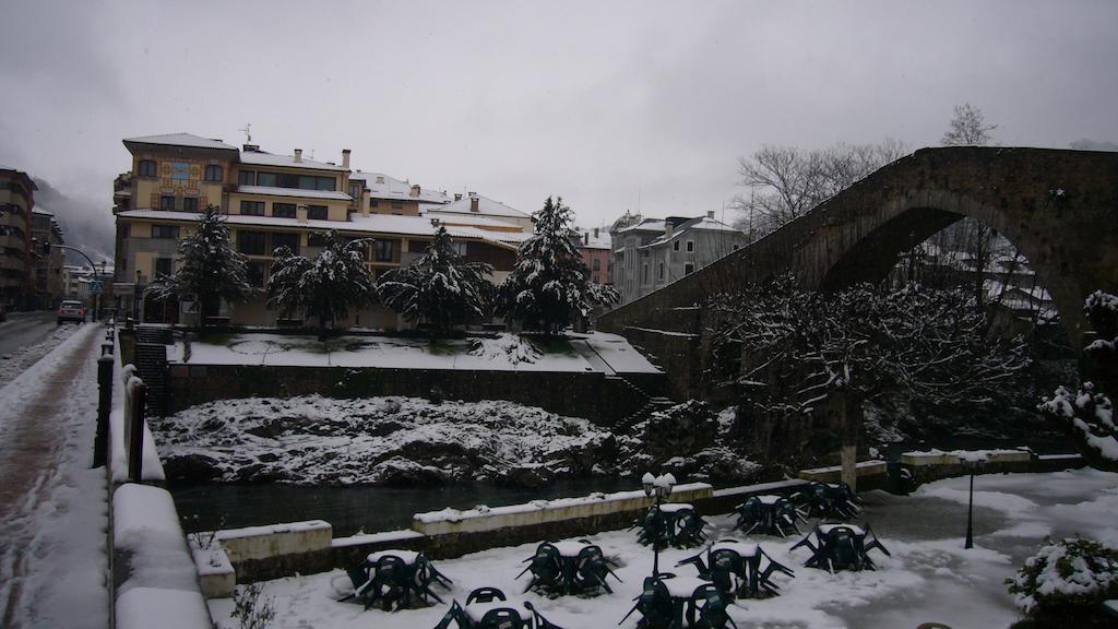 Apartamentos La Senda San Juan de Parres Dış mekan fotoğraf