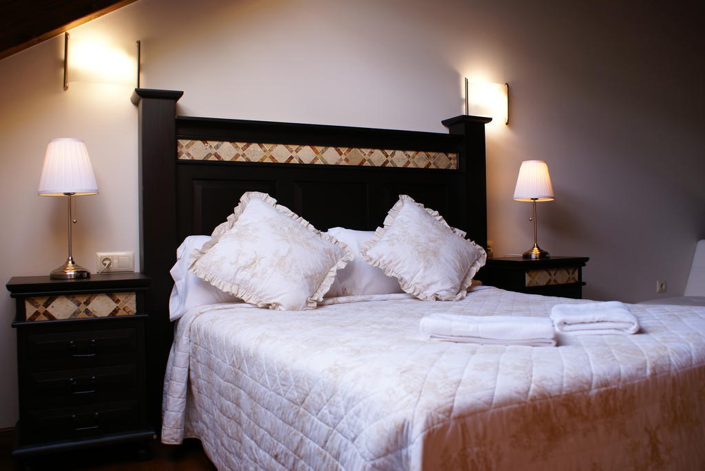Apartamentos La Senda San Juan de Parres Oda fotoğraf