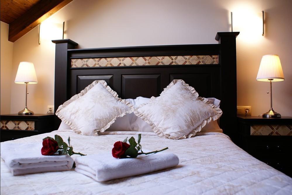 Apartamentos La Senda San Juan de Parres Dış mekan fotoğraf