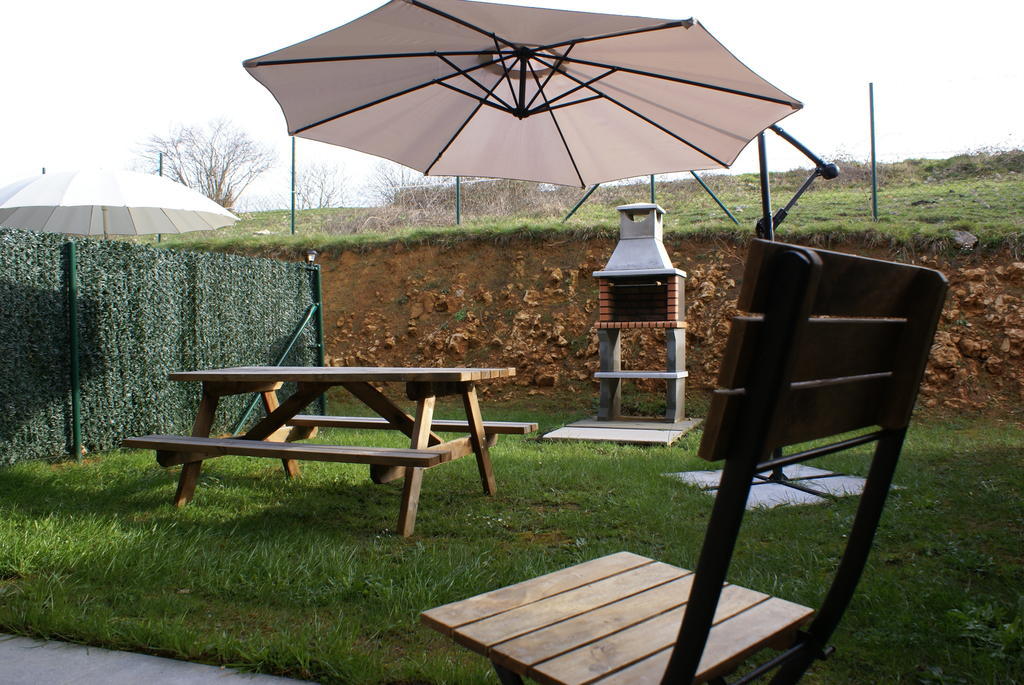 Apartamentos La Senda San Juan de Parres Oda fotoğraf
