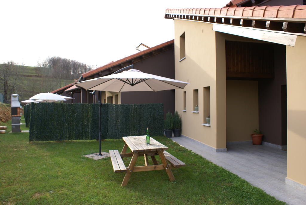 Apartamentos La Senda San Juan de Parres Oda fotoğraf
