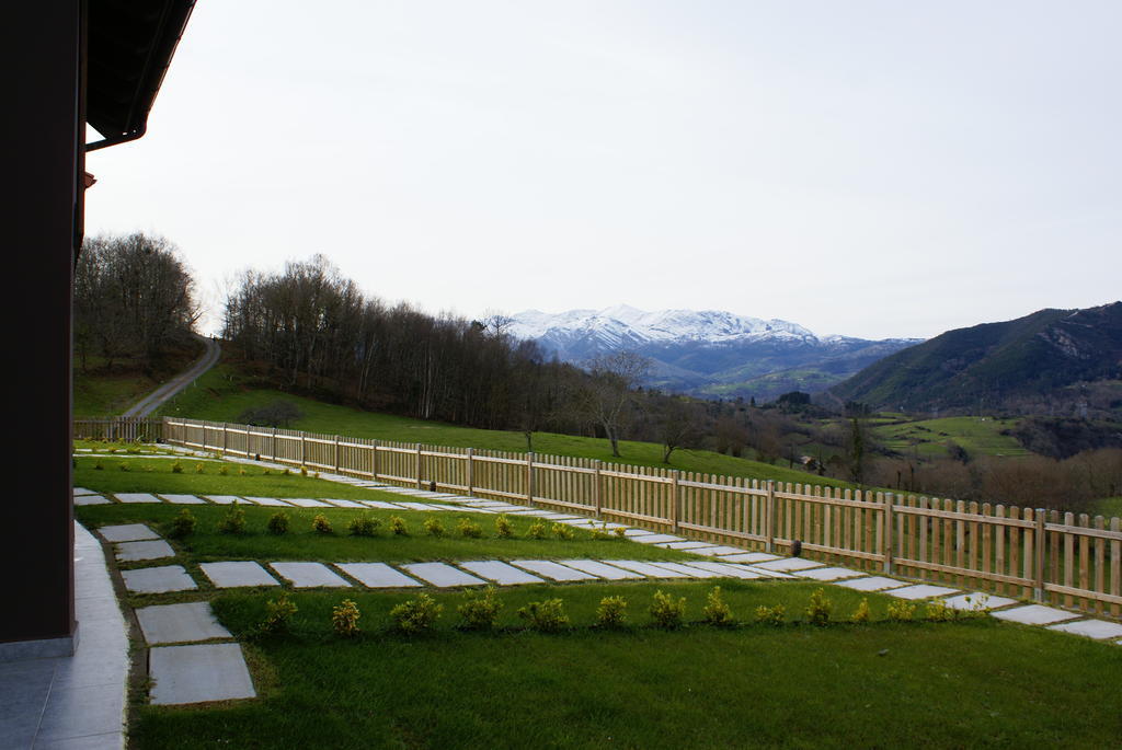 Apartamentos La Senda San Juan de Parres Oda fotoğraf