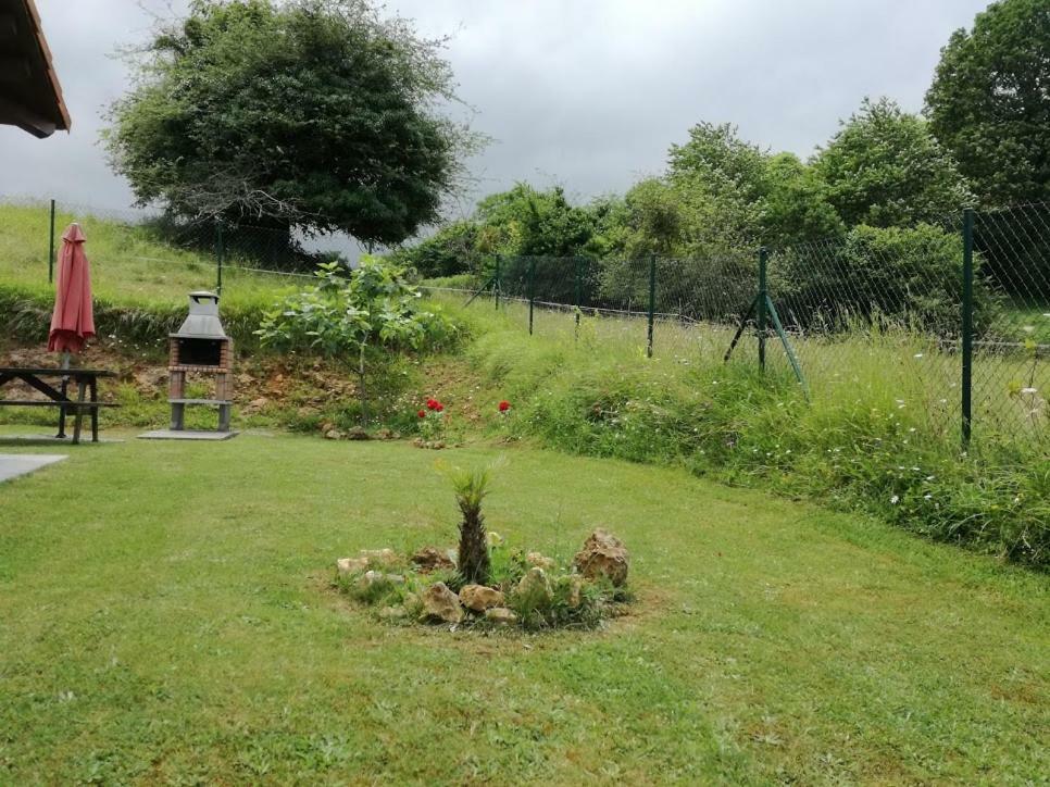 Apartamentos La Senda San Juan de Parres Dış mekan fotoğraf